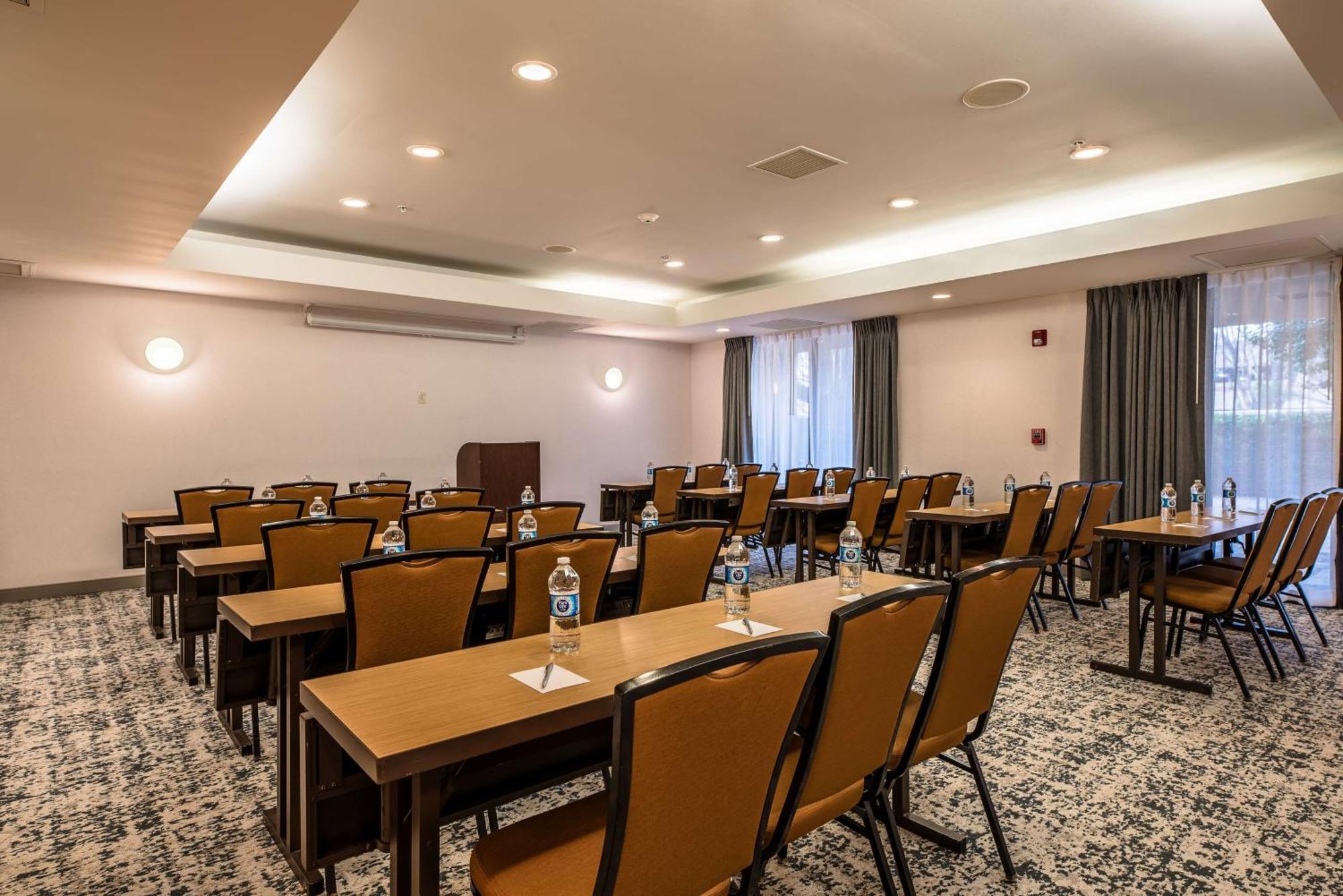 Sonesta Select Dallas リチャードソン エクステリア 写真